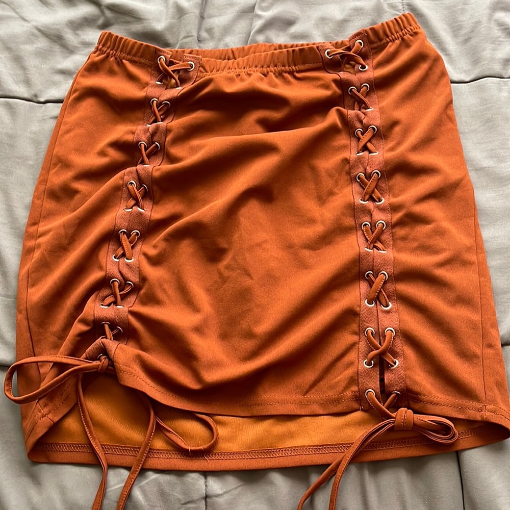 Plus lace up skirt, coffee brown
